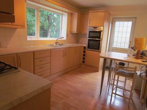 Breakfast Kitchen - click for photo gallery